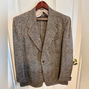 Vintage 1950s jacket donegal tweed size 42R, overcheck, unlined & unvented.